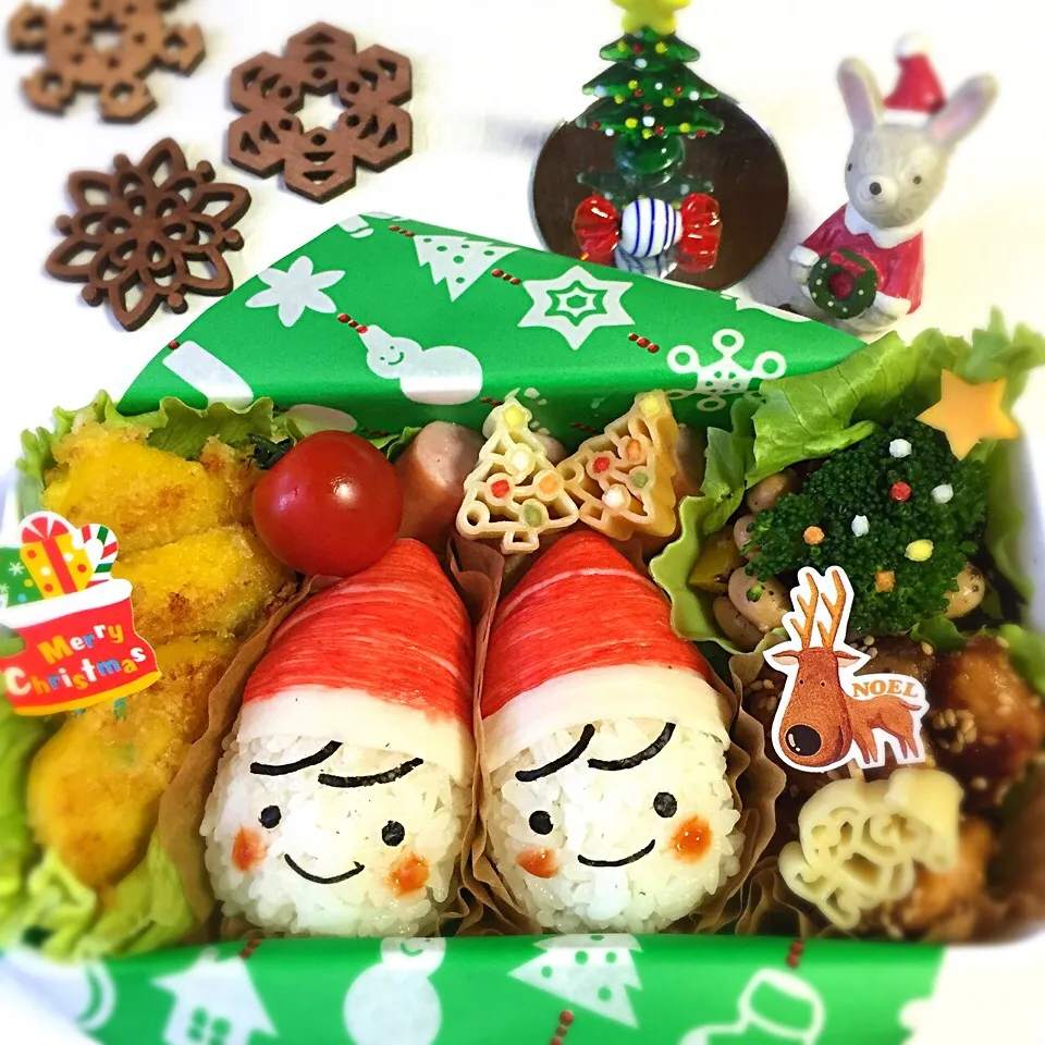 Snapdishの料理写真:akko*さんの料理 サクサクマヨポテト♫が入ってるよ✨ゆっぴーのクリスマス弁当🎅|kumiさん