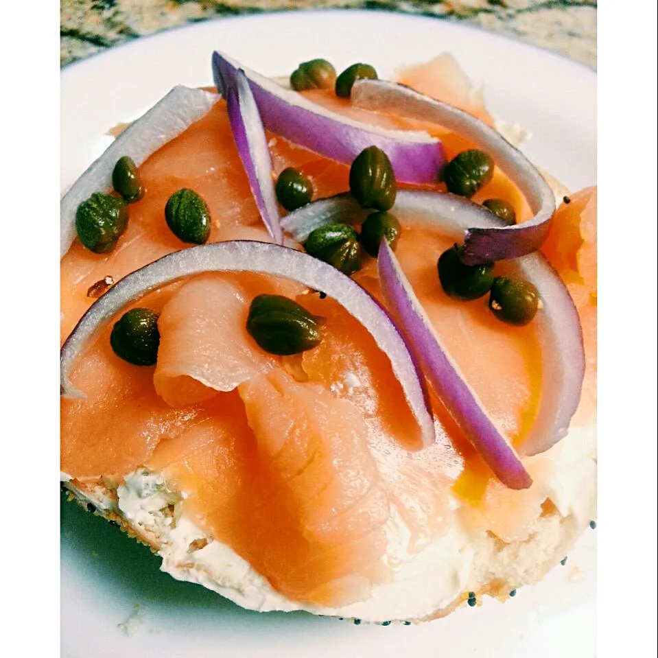 Bagel and lox|jan renaeさん