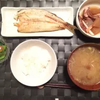 Snapdishの料理写真:自宅で 切り身定食！|hanaさん