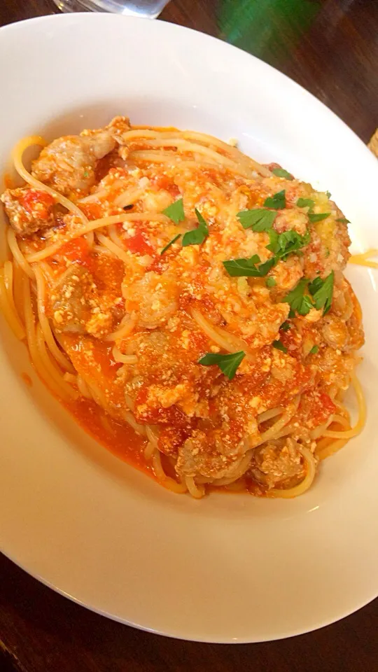 ままとランチ🍝友部豚とリコッタチーズのトマトソースパスタ|わたゆみさん