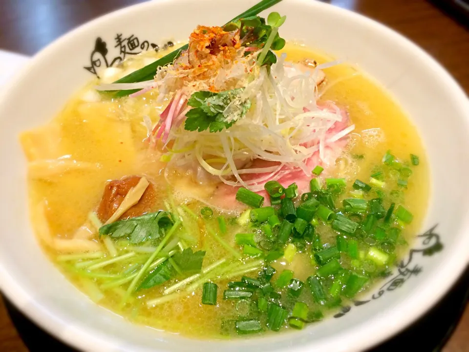 麺のようじ   手羽先塩白湯ラーメン|Ztlコミュニケーションズさん