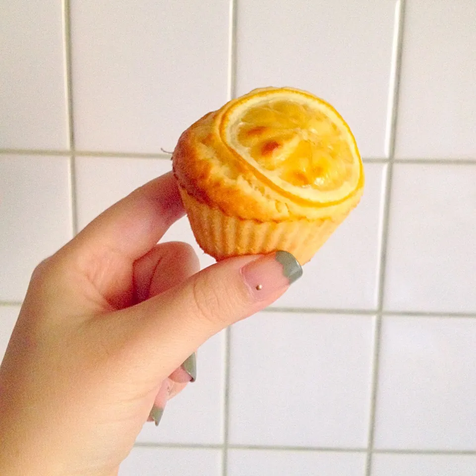 Perfect lemon cup cake🍋|azuuuzaさん