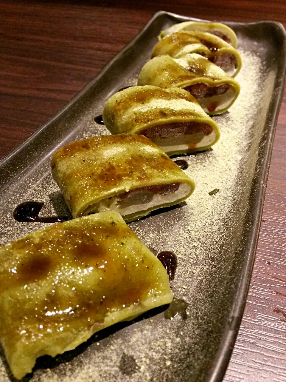 Crepe Green tea with Red Bean|Jeab Lertさん