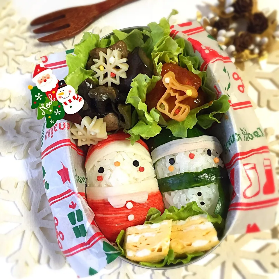 Snapdishの料理写真:ゆっぴーのクリスマス弁当『俵サンタさんとと雪だるま🎅⛄️』|kumiさん