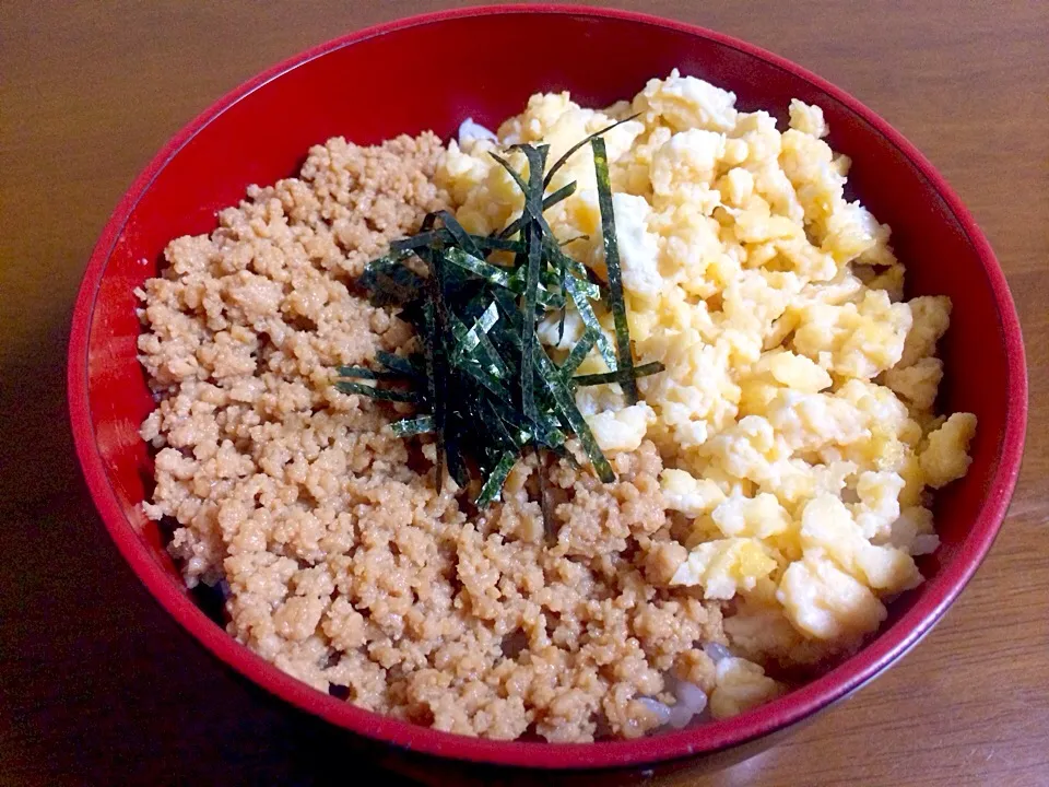 鶏そぼろ丼|スヌンピさん