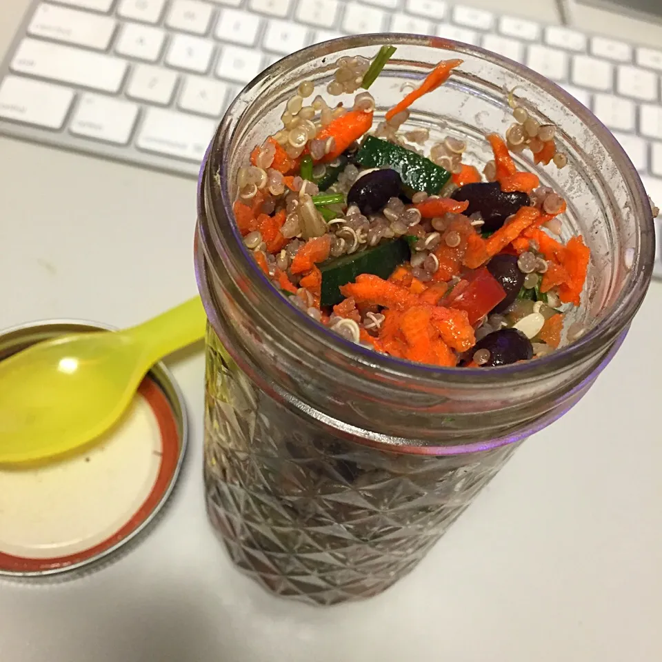 Quinoa salad|victoria valerioさん