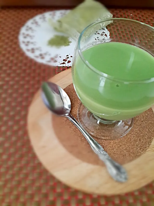 Snapdishの料理写真:greentea pudding|amalia sariさん