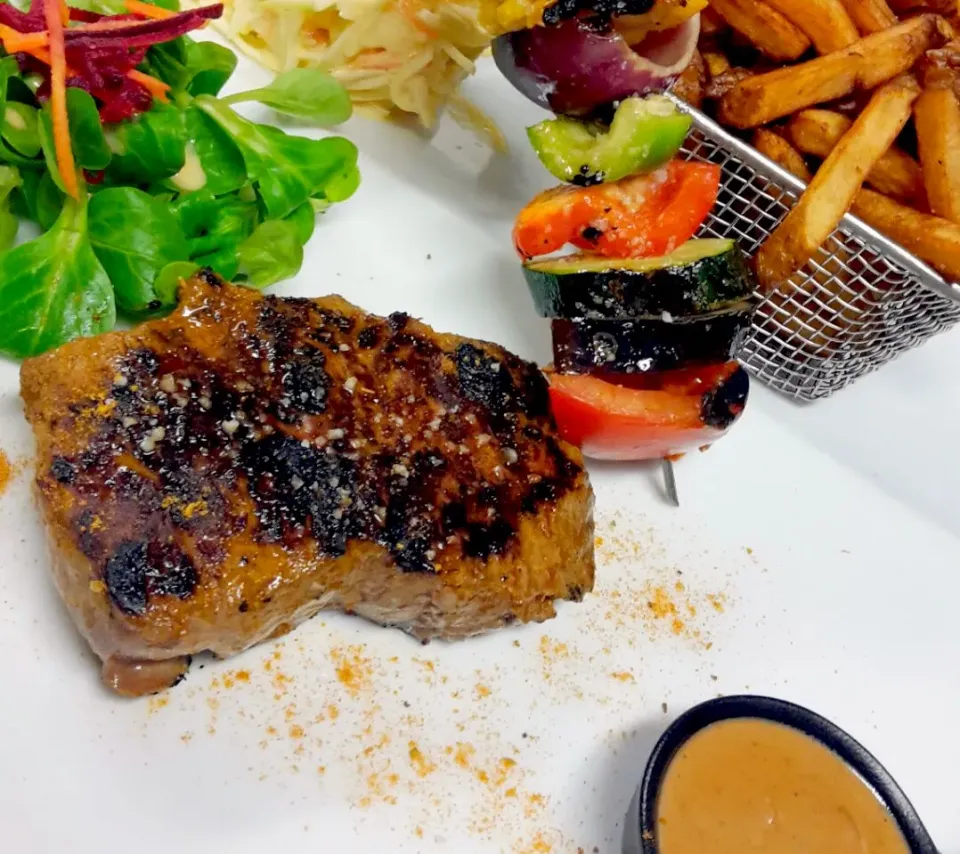 Snapdishの料理写真:Coeur d'entrecôte grillé à la plancha !!💖|NoLa Chtbさん