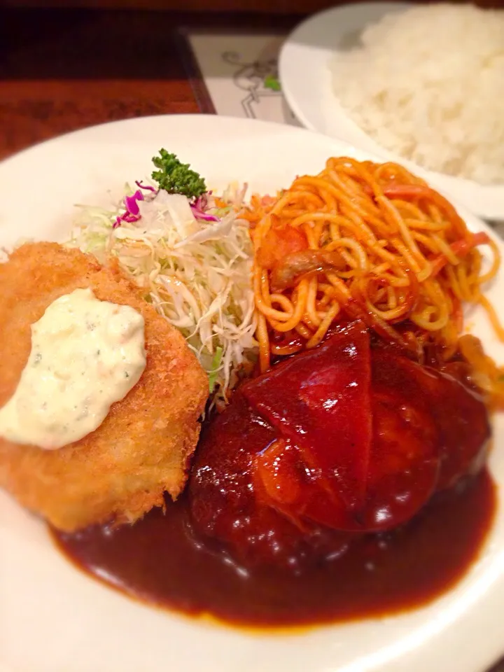 Snapdishの料理写真:下町の洋食屋さんのAランチ|石田尚之さん