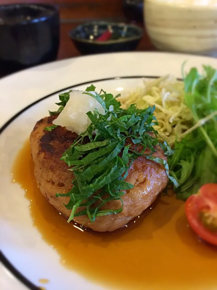 Snapdishの料理写真:まぐろハンバーグ定食|ダンディ☆和田さん