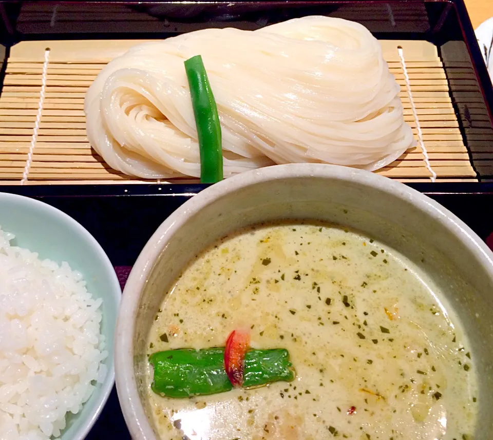 稲庭グリーンカレーつけ麺|ヒロさん