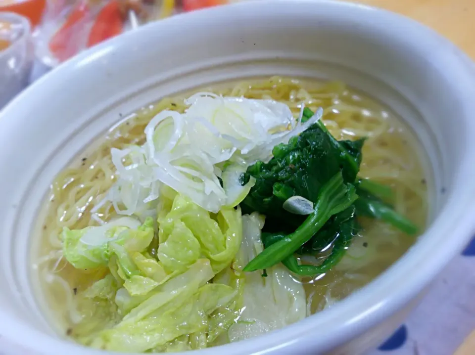 マルちゃん、生ラーメン・・・・塩・・・・|kimikimi󾬍さん