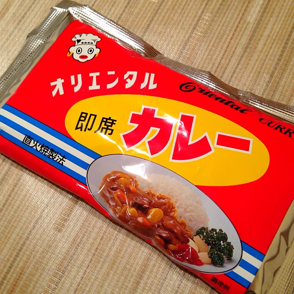 毎月5日は我が家ではカレーの日♬  明日は愛知県に住むお友達から頂いたオリエントカレーを作ります❤️|黒パグ.ヨシコさん