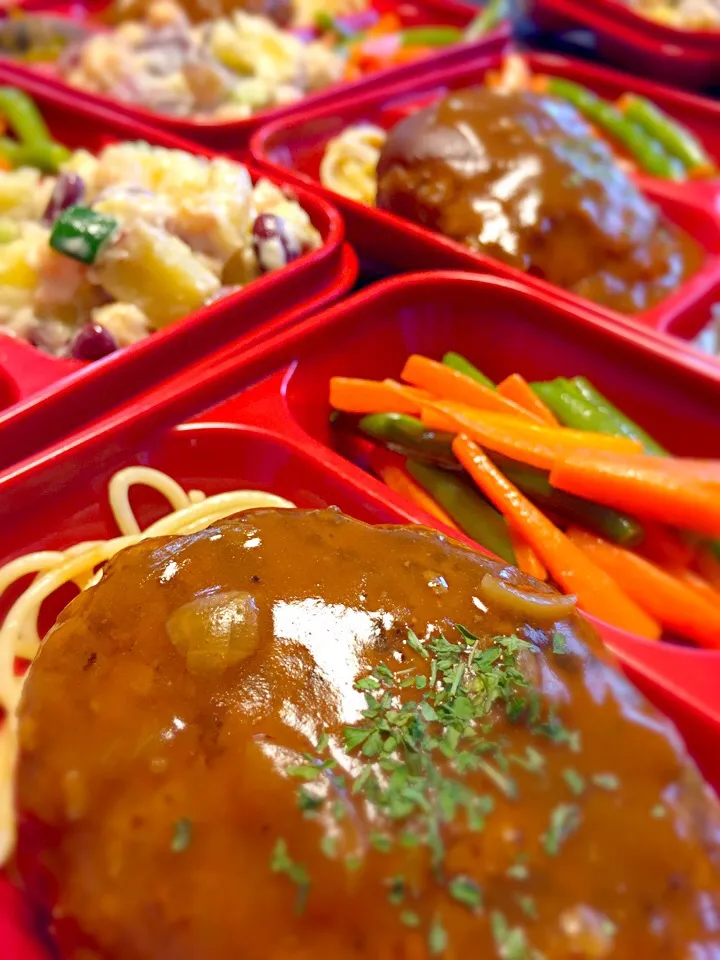 煮込みハンバーグ弁当(*^^*)|kanaさん