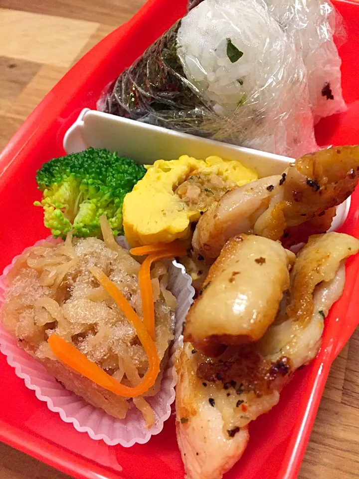 12/5 ハーブチキン弁当|satomiさん