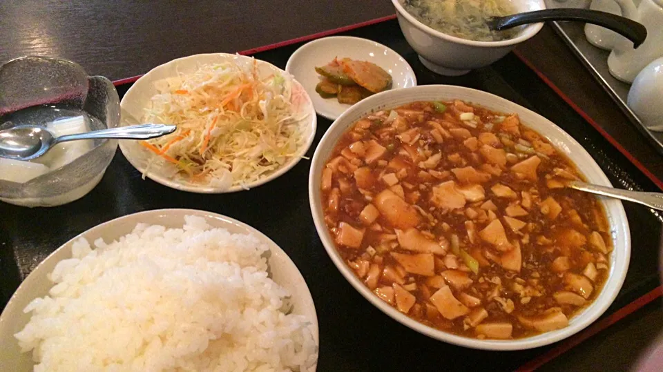 【日替定食】挽肉と豆腐の煮込みを頂きました。|momongatomoさん