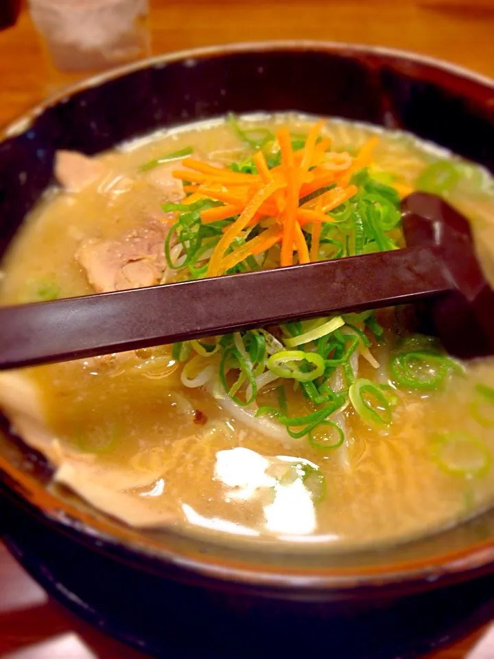 古譚ラーメン🍴|しのてらさん