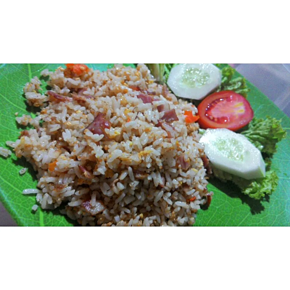 fried rice with bacon yummy!|elissa dewi suciptoさん