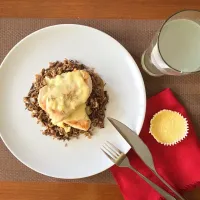 Roasted chicken w/ cheesy garlic sauce, on top of quinoa and banana blossoms|Sharleen Mercadoさん