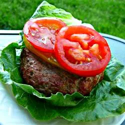 Sitting Outside Having #Lunch  on A Warm December Day Down in South Louisiana 😀 I Cooked 'Whiskey Burgers' 🍔 #Hamburger Cooked With Jack Daniels Whiskey & Samue|Alisha GodsglamGirl Matthewsさん