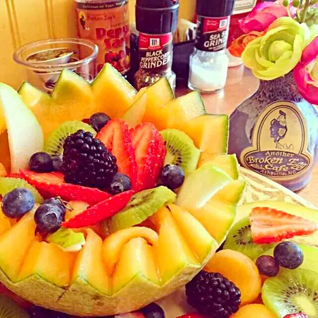 #Fruit #Salad at Another Broken Egg 🍳 🌞 🍳 in Baton Rouge Louisiana 😍 #Healthy #Breakfast/Brunch 🌞 💋 Another Broken Egg 🍳 🌞 🍳|Alisha GodsglamGirl Matthewsさん