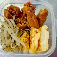 Snapdishの料理写真:11/4お弁当🌻豚肉のえのき巻き・甘い玉子焼き・もやしナムル|monちゃんさん