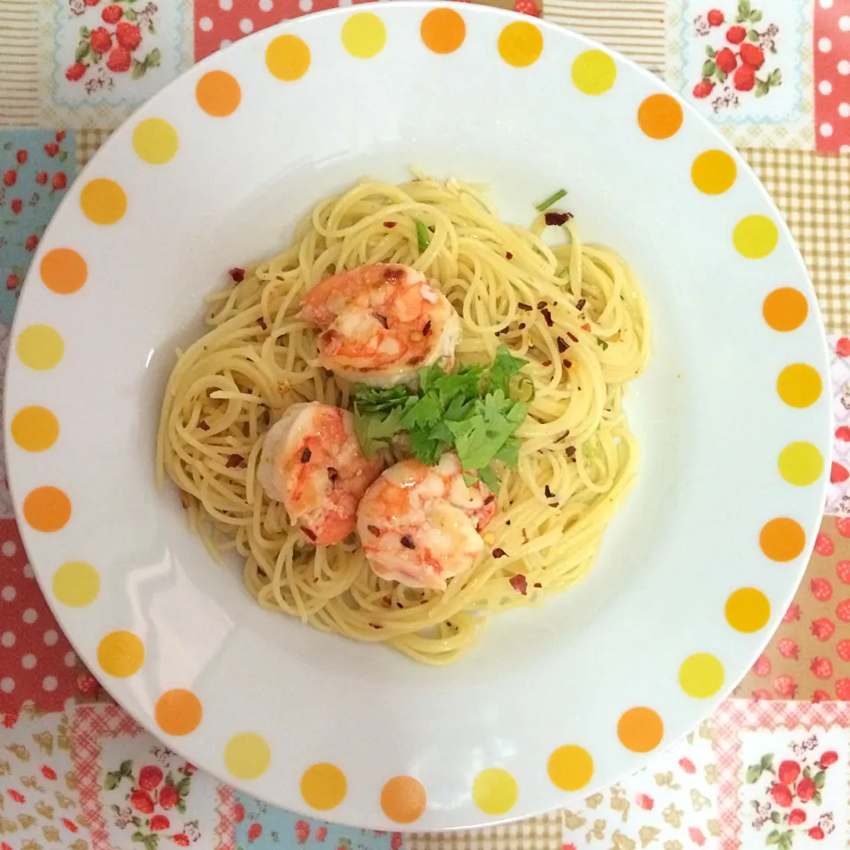 Snapdishの料理写真:Lemony Shrimp Scampi with Angel Pasta|Trish Wongさん