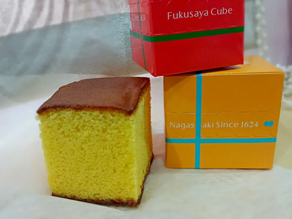 famous castella cake in nagasaki|Yvonne C.さん