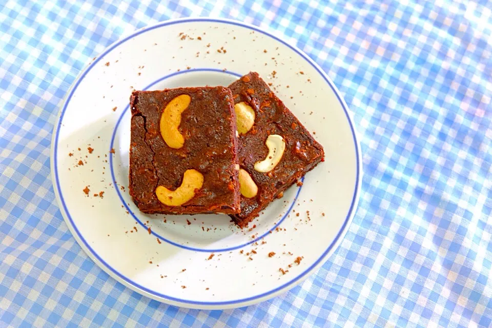 Snapdishの料理写真:My 1st Brownie|wichudaleebonoiさん