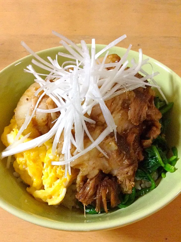 Snapdishの料理写真:ラフテー丼|Kazuya Miyukiさん