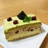 抹茶とあずきのケーキ🎂|Momoka♡さん