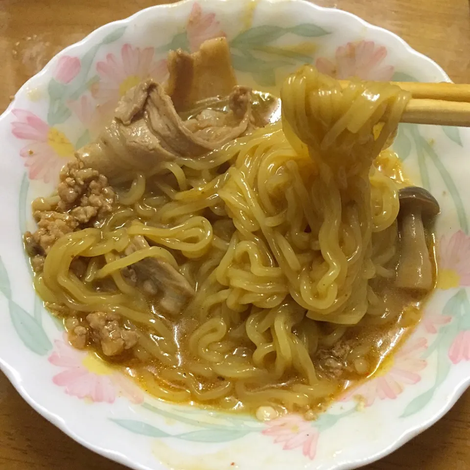 〆の中華麺|maixx ใหม่さん