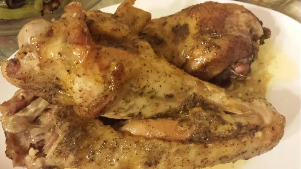 Roasted turkey wing and leg.    #roasted #turkey #wing #leg #thanksgiving|Culinary Kissesさん