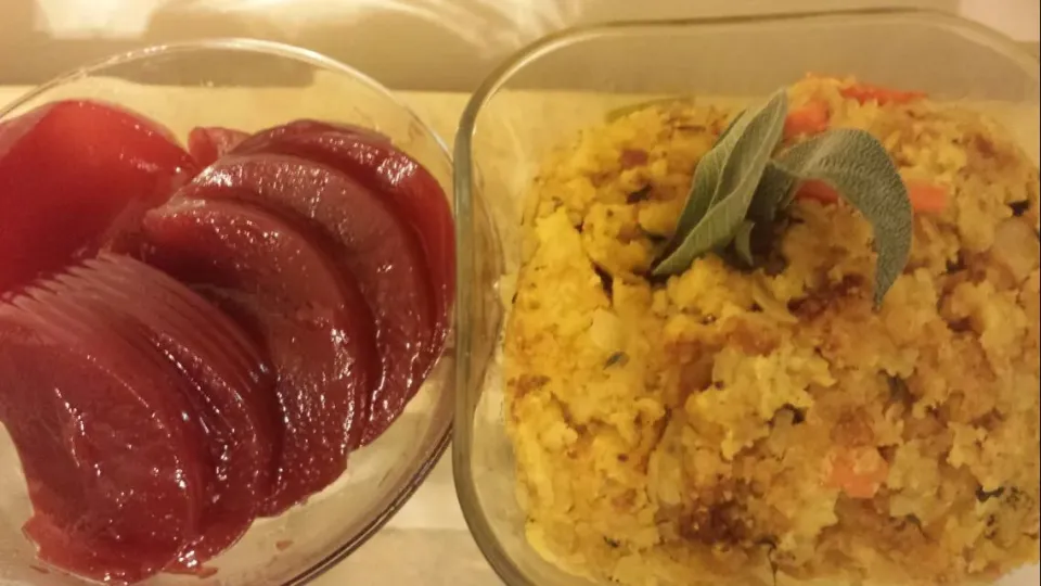 Snapdishの料理写真:Dressing and cranberry sauce.  #dressing #stuffing #cranberry sauce #thanksgiving|Culinary Kissesさん