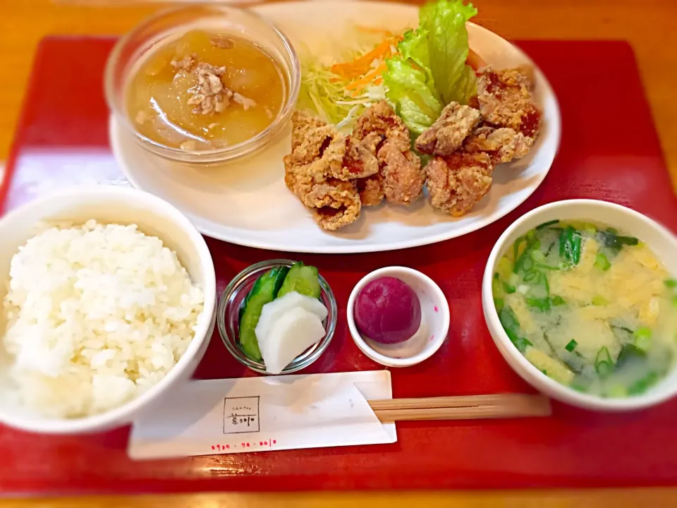 若鶏の唐揚げ定食|茶一郎さん