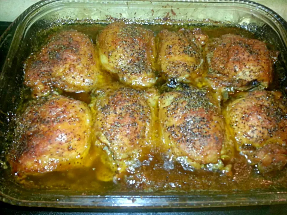 Garlic Lemon Pepper Chicken w/Butter crusted skin.|V Vosleyさん