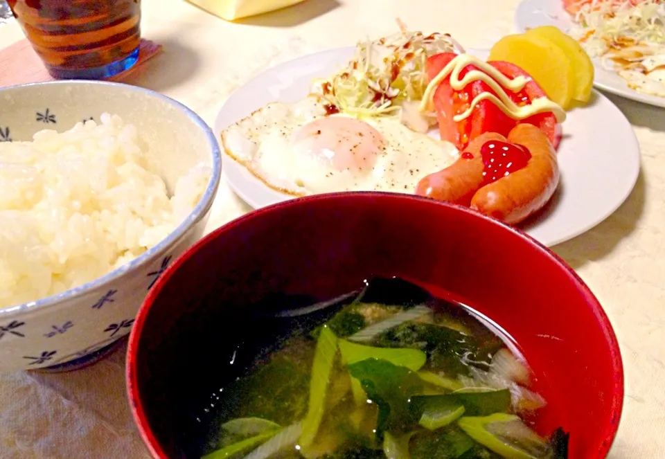 朝ごはん＊定番の目玉焼きとウインナー(^O^)／|ひかるんさん