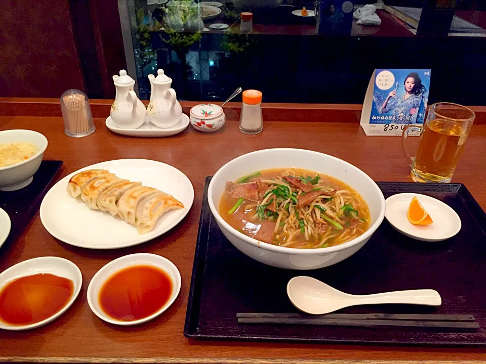 レバニララーメン餃子定食|田中めぐみさん