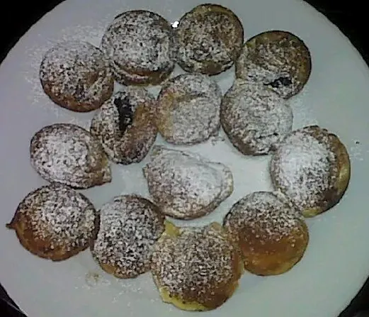 Ebelskivers with blueberry and Nutella|ernest ristiさん