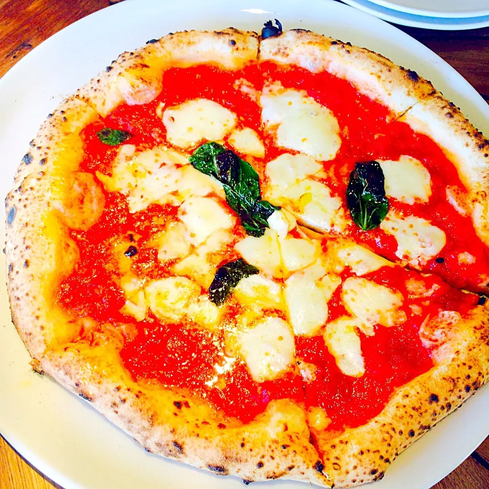 Margherita pizza🍕🇮🇹|nhoさん