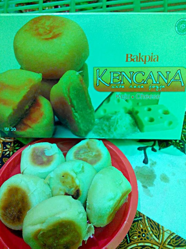 Bakpia, a Traditional cookie from Yogyakarta, Indonesia|Niniekさん