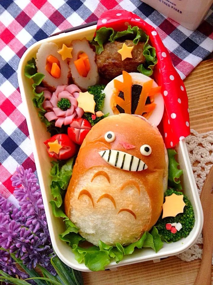 トナカイトトロのサンドイッチ弁当☆|ザッキー☆さん