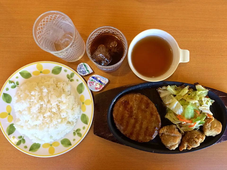 ハンバーグ&チキンフリットランチ|ばーさんさん