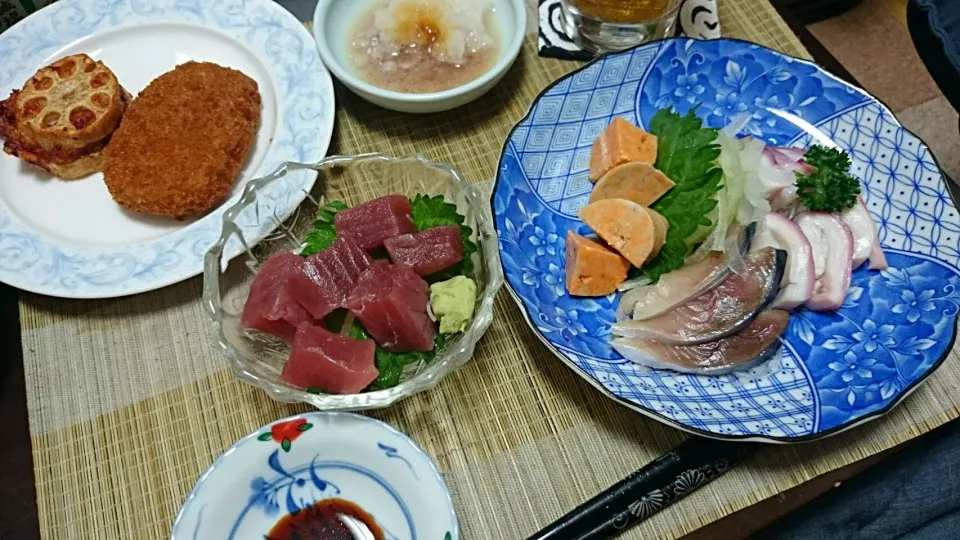 Snapdishの料理写真:おさしみ＆コロッケとレンコンはさみ揚げ|まぐろさん