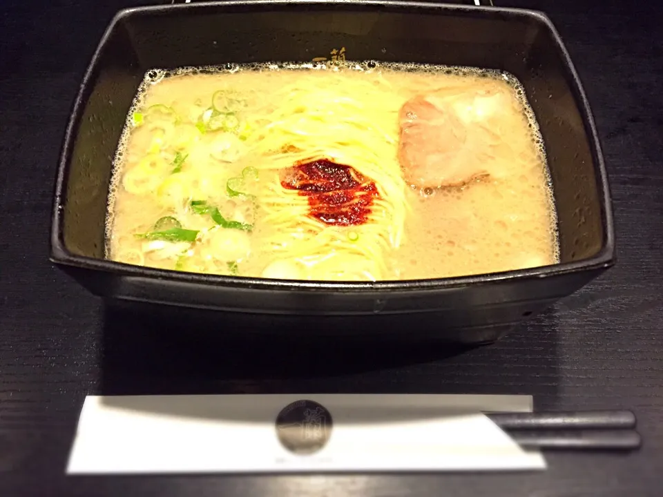 とんこつラーメン|あずささん