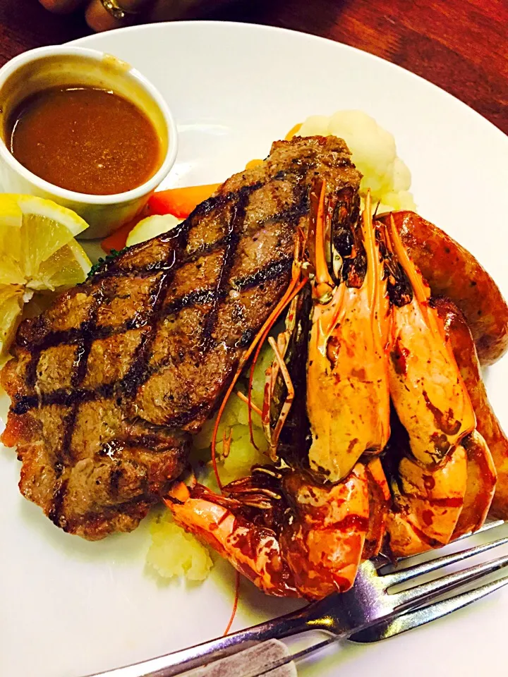 Bulldog's Mixed Grilled Plate|Queenさん