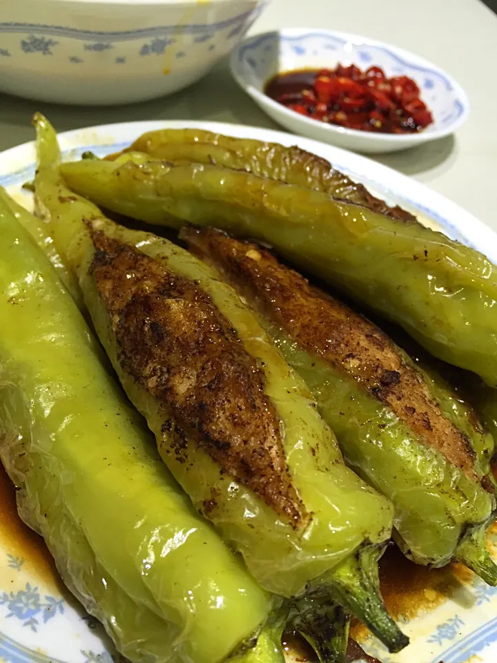 green chilli stuffed with pork & chestnut|hweeyhさん