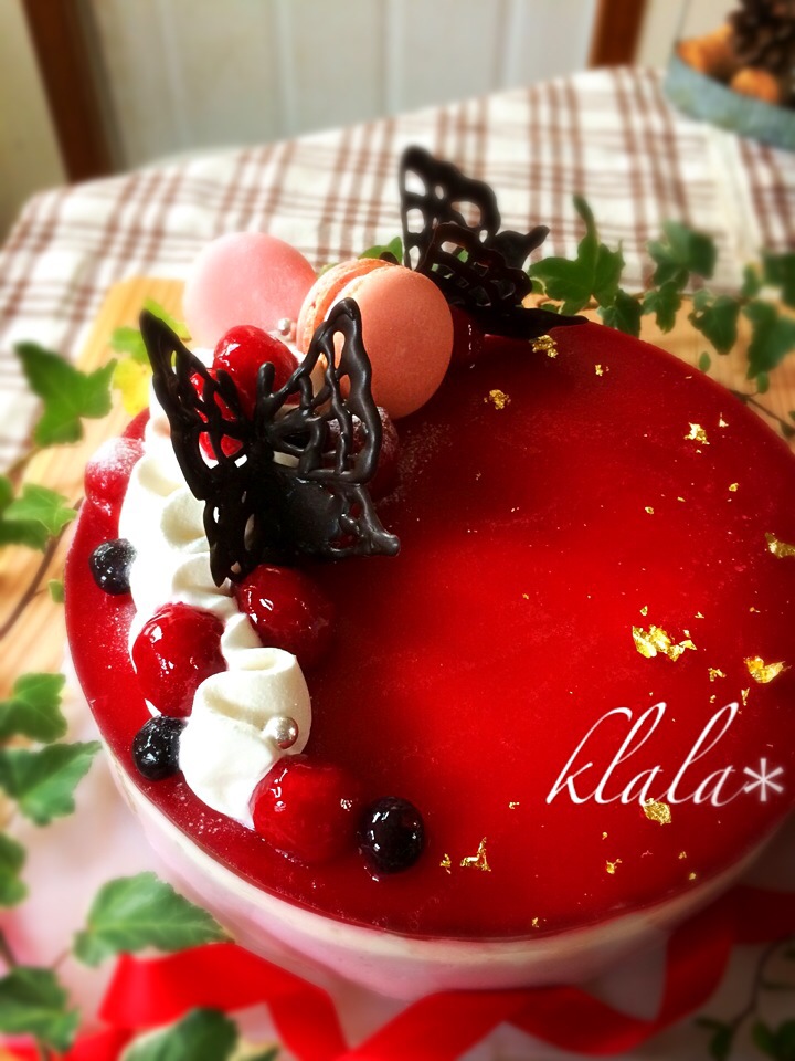 頼まれ物バースデーケーキ🎂フランボワーズとヨーグルトの2層ムースケーキ❤️