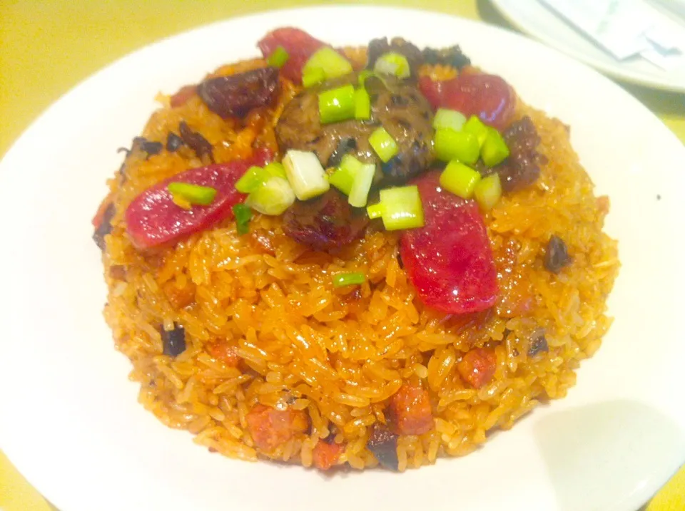 Fried glutinous rice with Chinese sausage|skyblueさん