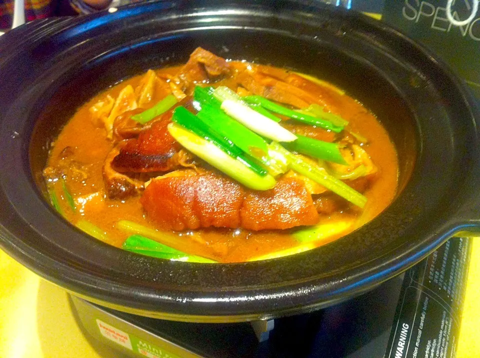 Snapdishの料理写真:Lamb stew hotpot with Chinese mushroom & winter bamboo shoots|skyblueさん